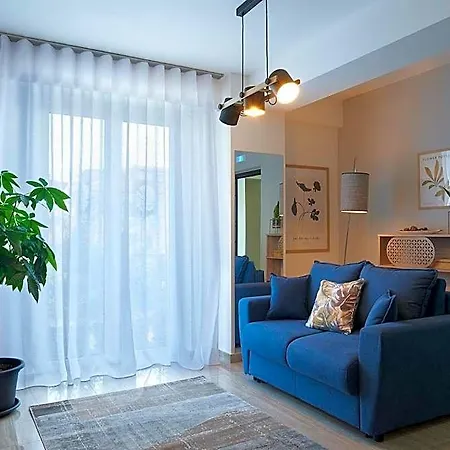 La Marina Hotel *