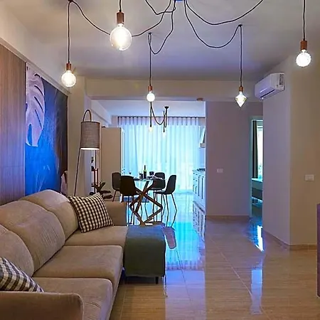 La Marina Hotel *