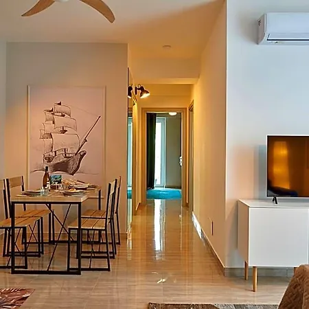 La Marina Hotel